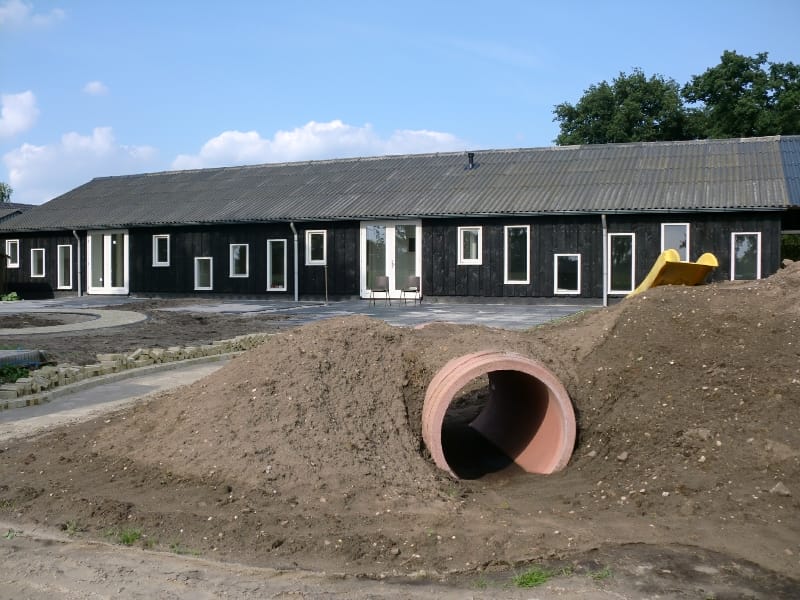 Van varkensschuur naar KDV in 2012