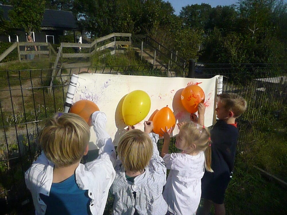 activiteit ballon met verf